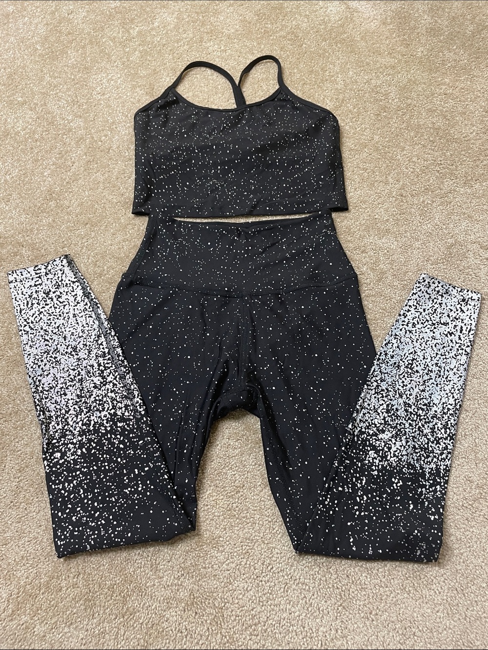Beyond Yoga Alloy Ombre Leggings and Bra Set - Black & Gunmetal Speckle